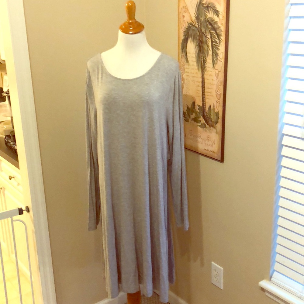 NWT Heathered gray long sleeve dress
